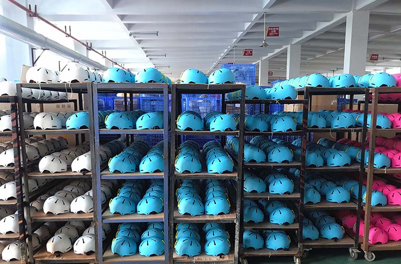 Производитель альпинистских шлемов