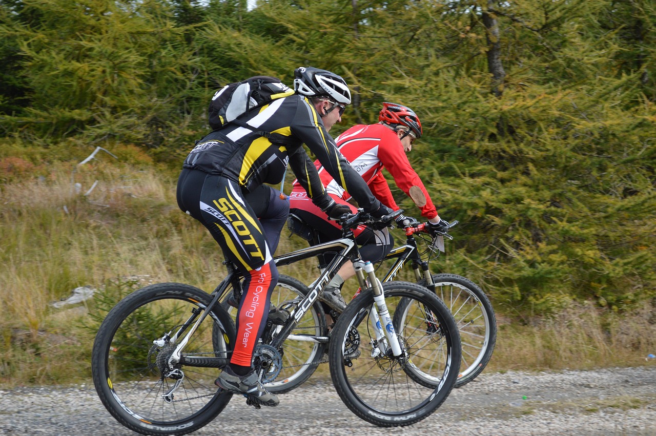 Премиальные шлемы MTB, разработанные для надежной безопасности внедорожни.