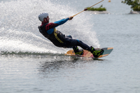 //iirorwxhlqqolo5m-static.ldycdn.com/cloud/pmBpqKrjlmSRqlnjrjqnjq/wakeboard-helmet.jpg